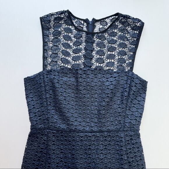 Diane Von Furstenberg DVF Lace Sheath Dress - Picture 4 of 10